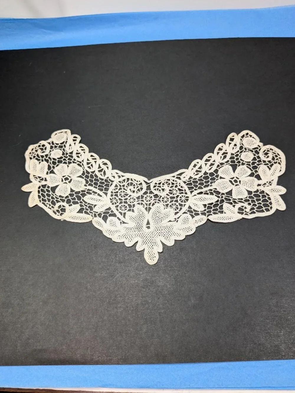 Vintage White Lace Statement Collar 1 Piece Pointed Leaf Motif for Elven Cosplay